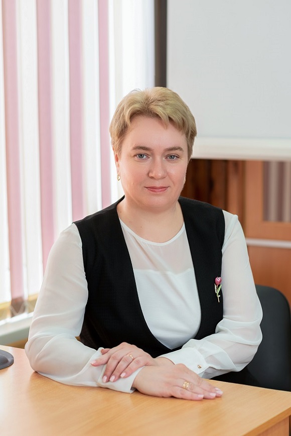 Усатова Светлана Андреевна.
